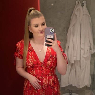 Profile Picture of Sarah (@SarahWoods_) on Twitter