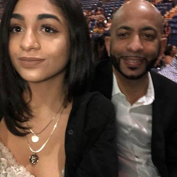 Profile Picture of Victor Mota (@victor_mota) on Poshmark