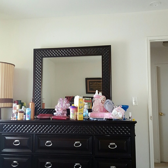 Profile Picture of Halima Mohammed (@hmohammed) on Poshmark