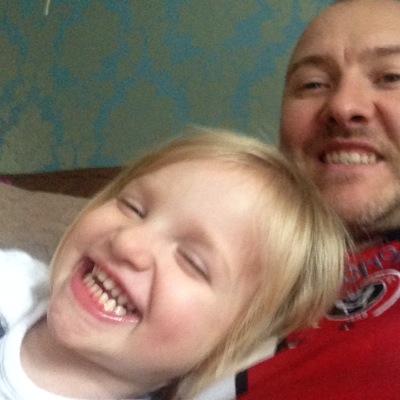 Profile Picture of Mark (@MarkRye72) on Twitter