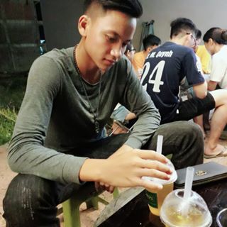 Profile Picture of Yang Kang (@kang.yang.7374) on Facebook