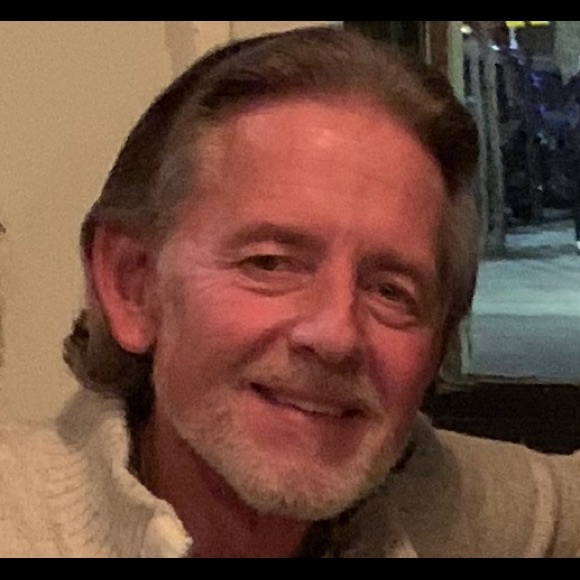 Michael Erickson - Poshmark Profile Picture of Michael Erickson (@maeric53) on Poshmark