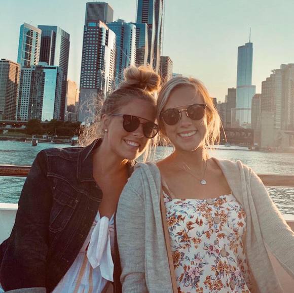 Grace Gundling - Poshmark Profile Picture of Grace Gundling (@gcg0618) on Poshmark