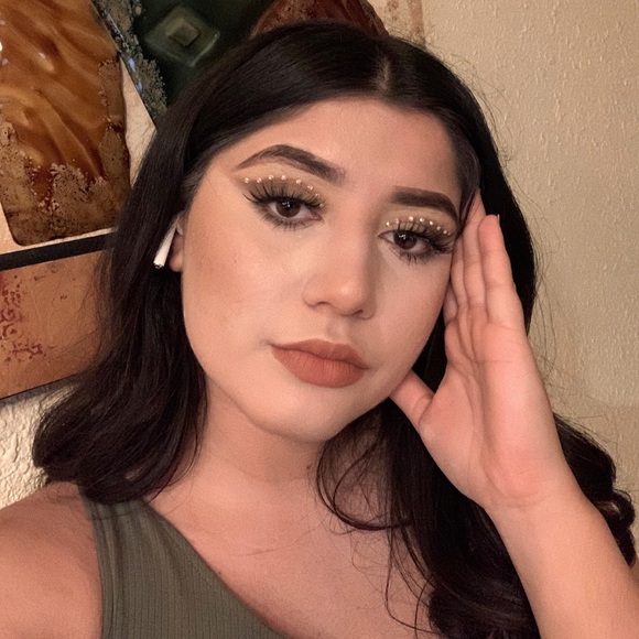 Profile Picture of Jasmin Zepeda (@jasminzepeda916) on Poshmark