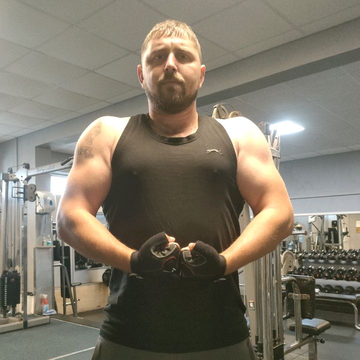 Profile Picture of Markbee (@markbee90) on Tiktok