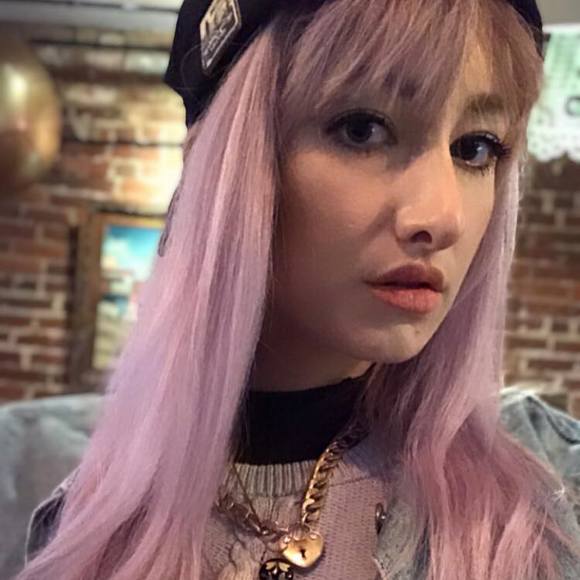 Profile Picture of Lindsay Camby (@linelizcam) on Poshmark