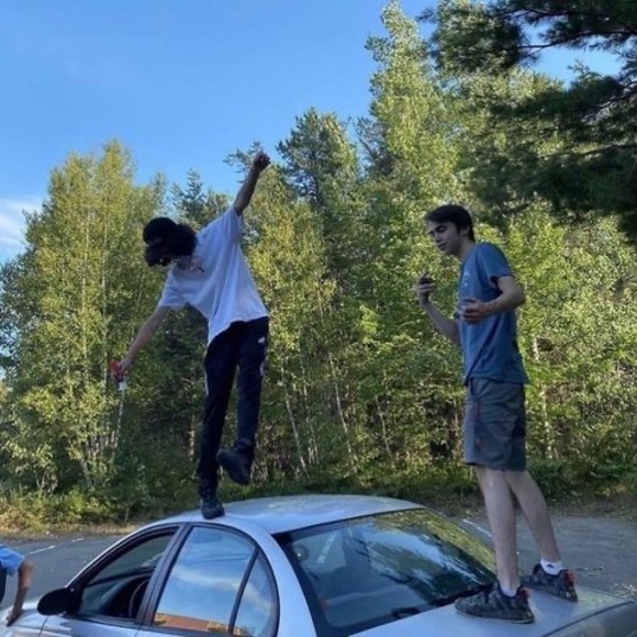 Profile Picture of Ashton Deschambeault (@ashtondeschambe) on Poshmark