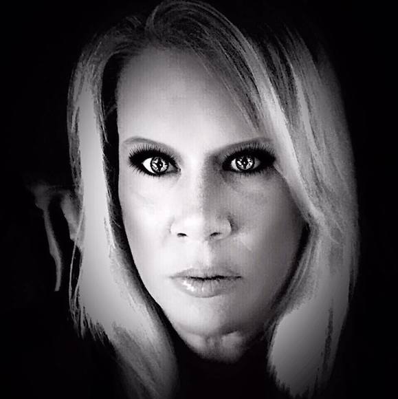 Profile Picture of Pj Kinney (@missgrim666) on Poshmark