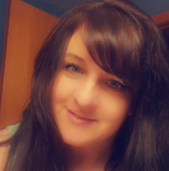 Profile Picture of Kelli Nicholson (@tigress27) on Poshmark