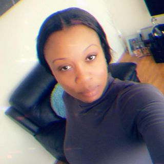 Profile Picture of Dahlia Edwards (@dahlia.edwards) on Facebook