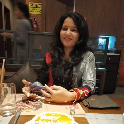 Profile Picture of Shruti Shukla (@shrutishukla18) on Twitter