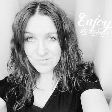 Profile Picture of Kelli Henzel (@HenzelKelli) on Twitter