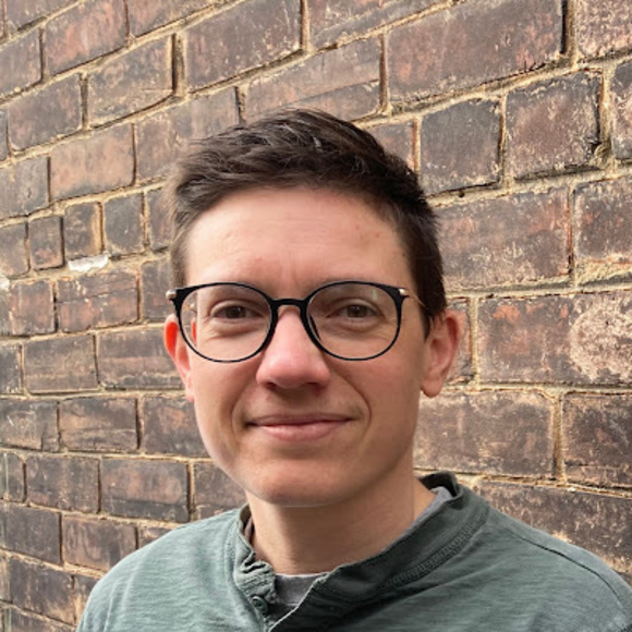 Profile Picture of Gabe Oatley (@gabeoatley) on Poshmark