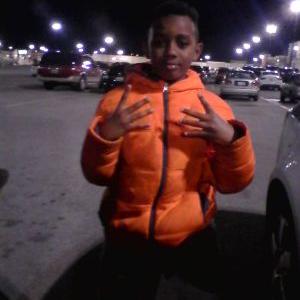 Profile Picture of Tony Gillespie (@tonybaby219) on Twitter