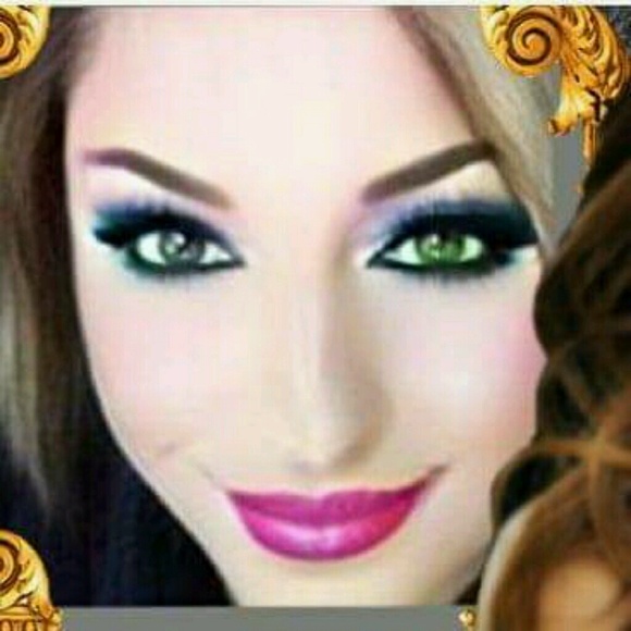Profile Picture of Kimberly Cockerham (@tinrae43) on Poshmark