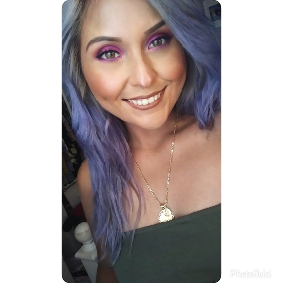 Profile Picture of Doris Arroyo (@hotchips138) on Poshmark
