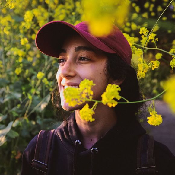 Profile Picture of Júlia Zepka (@juliazepka) on Poshmark