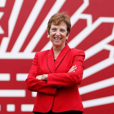 Profile Picture of Robin Newhouse (@RobinPNewhouse) on Twitter
