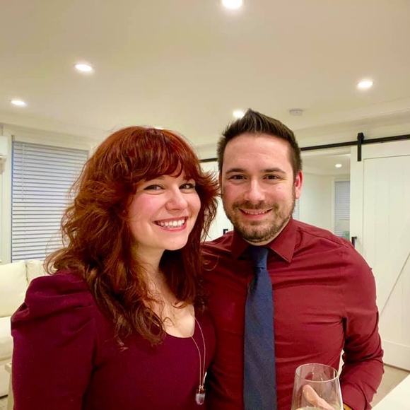 Profile Picture of Dee Ginicola (@dginicola) on Poshmark