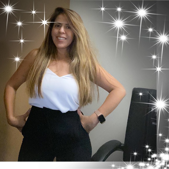 Profile Picture of Miriam Corona (@grisel0622) on Poshmark