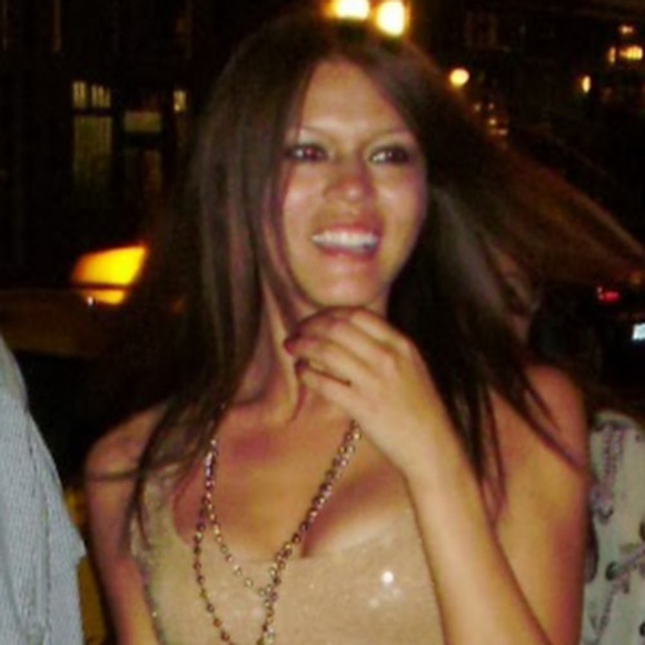 Profile Picture of Jessica Hanna (@jessicapoulin) on Poshmark