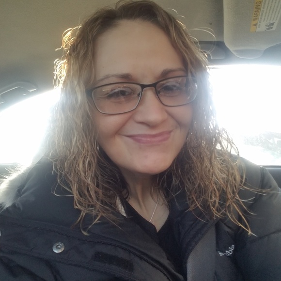 Profile Picture of Sarah Pavlacky (@spavlacky13) on Poshmark