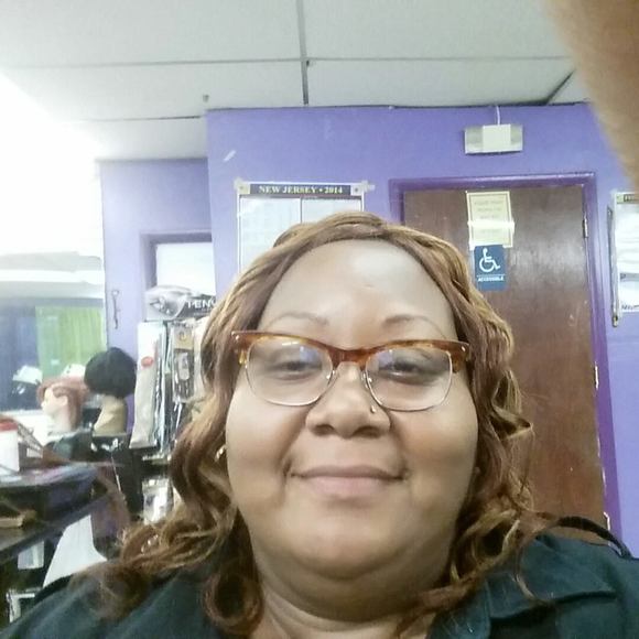 Profile Picture of Carla Thigpen (@augustapre) on Poshmark