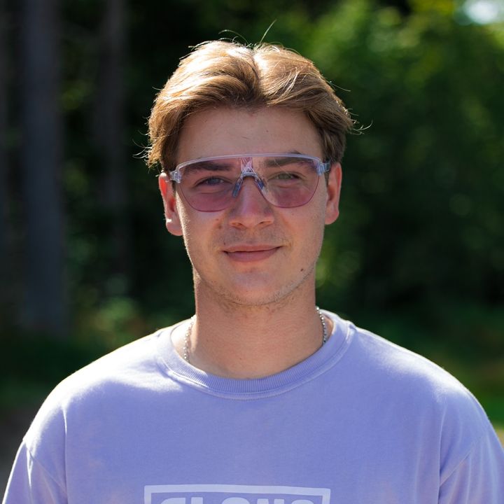 Profile Picture of steve (@stevebreake) on Tiktok