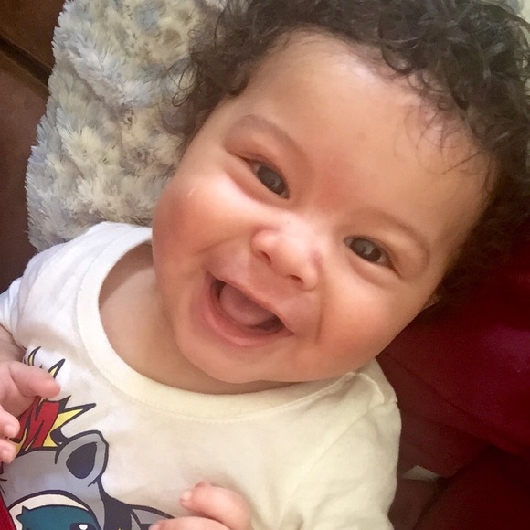 Profile Picture of Cyndi Wollack (@cyndiwollack) on Poshmark