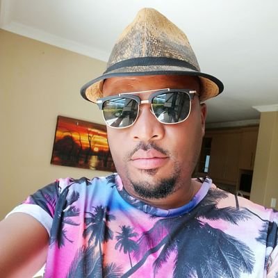 Profile Picture of Bobzola (@Bobzola2) on Twitter