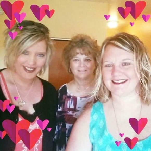 Profile Picture of Marcia Ryan (@marciaryan) on Poshmark
