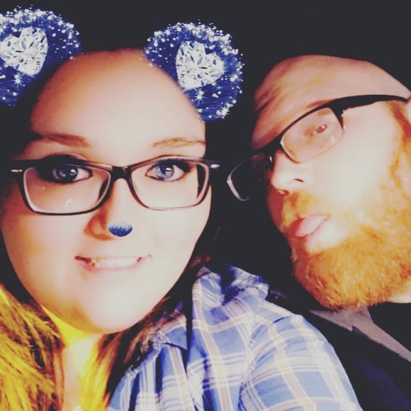 Profile Picture of Raiann Boross (@rairai93) on Poshmark