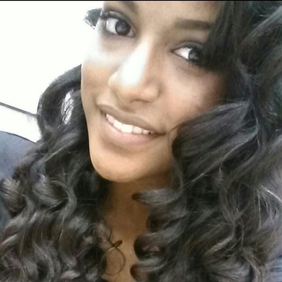 Profile Picture of Kerrington Mcelroy (@k3rrington) on Poshmark