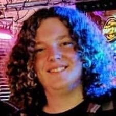Profile Picture of Sam Rader (@Lilcurlyboi1) on Twitter
