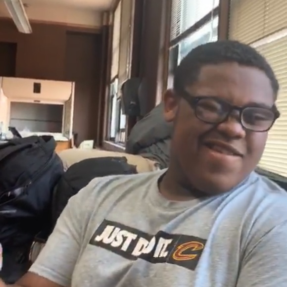 Profile Picture of Craig Bradley (@craigbradley167) on Poshmark