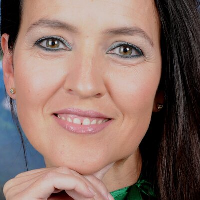 Profile Picture of Aneliya Toneff (@AneliyaToneff) on Twitter