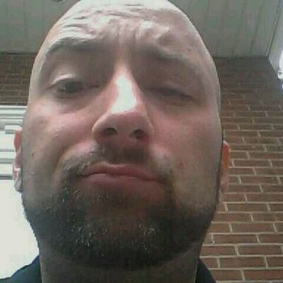 Profile Picture of Jon Pendleton (@JBl4z3) on Twitter