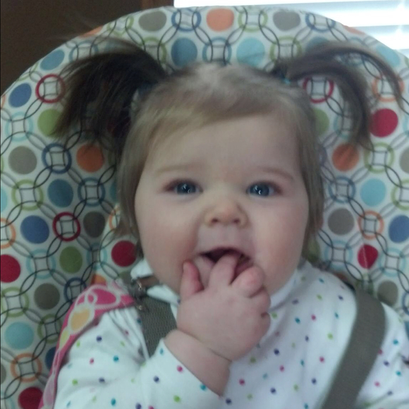 Kim Christofferson - Poshmark Profile Picture of Kim Christofferson (@kcrgem) on Poshmark