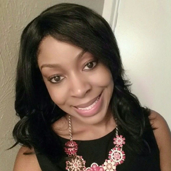 Profile Picture of Asha Boyd (@pinklady24) on Poshmark