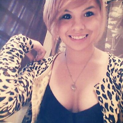 Profile Picture of Yvette (@yvetteborrego) on Twitter