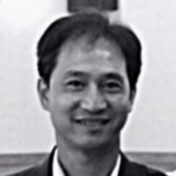Profile Picture of Alex Chau (@ngoythi122041) on Poshmark