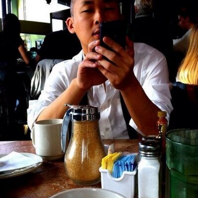 Profile Picture of Joon Suh (@SuhJoon) on Twitter