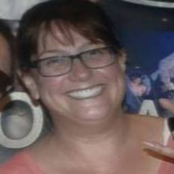 Mary Gouker - Poshmark Profile Picture of Mary Gouker (@goukermary) on Poshmark