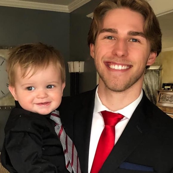 Profile Picture of Landen Einarson (@landeneinarson) on Poshmark