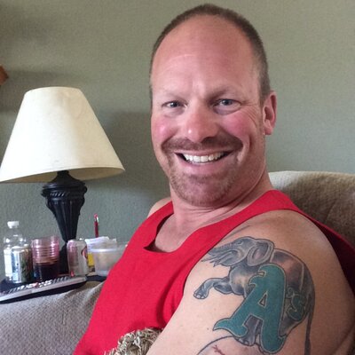 Profile Picture of Aaron Cook (@AaronDucks20) on Twitter