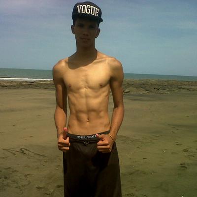 Profile Picture of Thomas Soriano (@dragonbody2510) on Twitter