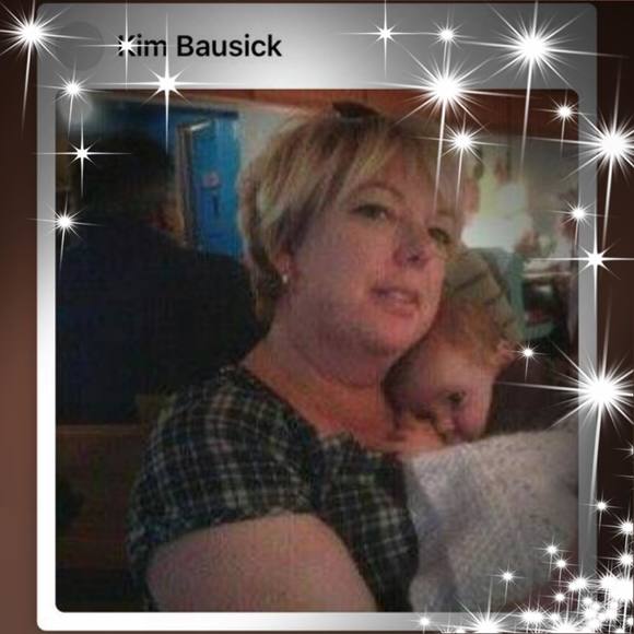 Profile Picture of Kim Bausick (@kimbausick) on Poshmark