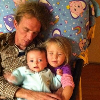 Profile Picture of Larry Fechter (@Torchjokey) on Twitter
