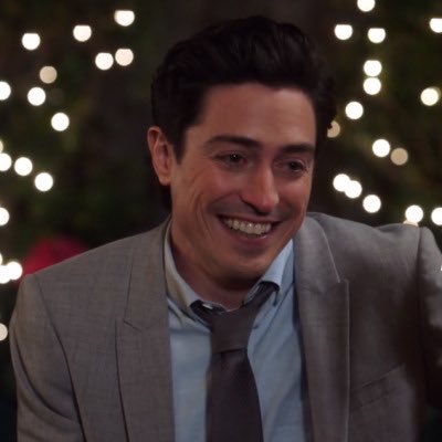 Profile Picture of 𝐯𝐚𝐥; 𝐣𝐨𝐧𝐚𝐡 𝐬𝐢𝐦𝐦𝐬 𝐥𝐨𝐯𝐞𝐛𝐨𝐭 (@amesimms) on Twitter
