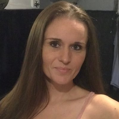 Profile Picture of Vicky Cobb (@VickyCo83768116) on Twitter